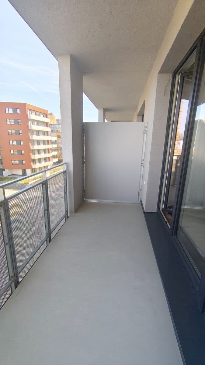 Pronájem bytu 1+kk 35 m², Bukačova, Praha, Praha Pronájem bytu 1+kk 35 m², Bukačova, Praha, Praha