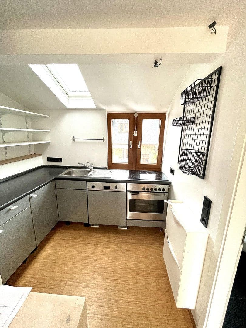 Prodej bytu 3+1 42 m², Darmstadt, Hessen Prodej bytu 3+1 42 m², Darmstadt, Hessen