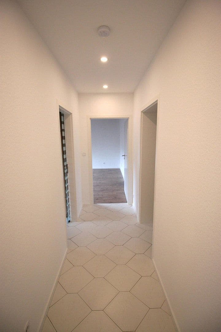 Pronájem bytu 3+1 65 m², Adolf-Friedrich-Straße 29, Troisdorf, Severní Porýní-Vestfálsko Pronájem bytu 3+1 65 m², Adolf-Friedrich-Straße 29, Troisdorf, Severní Porýní-Vestfálsko