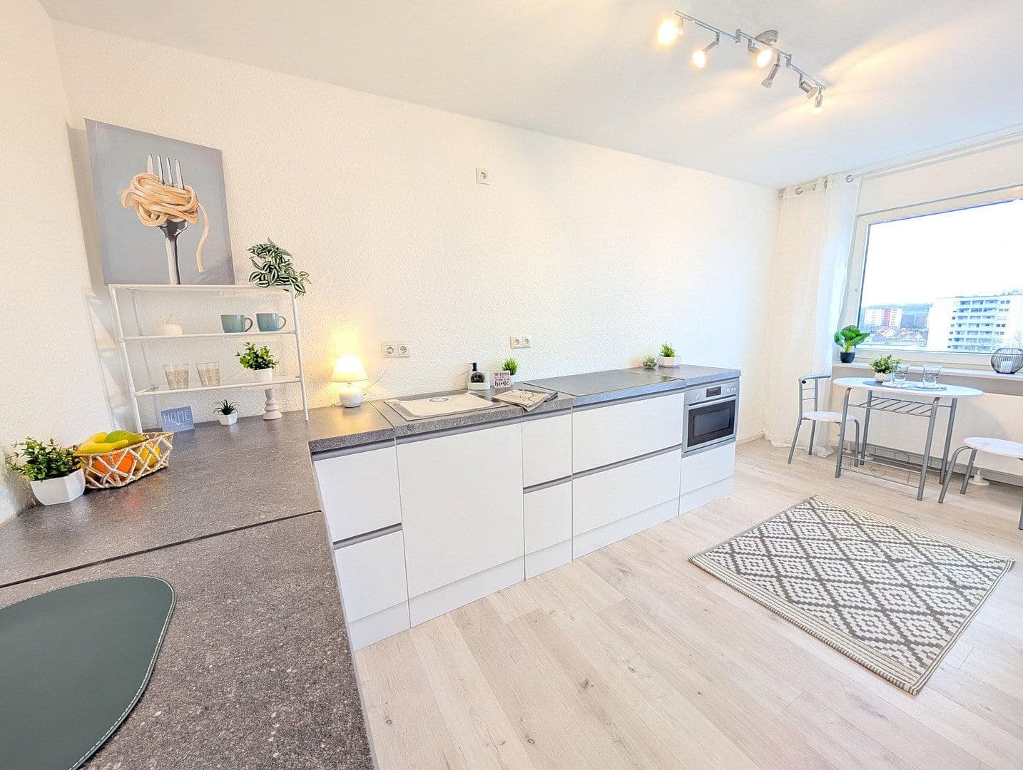 Prodej bytu 3+1 80 m², Karlsbader Straße 7, Ludwigshafen am Rhein, Porýní-Falc Prodej bytu 3+1 80 m², Karlsbader Straße 7, Ludwigshafen am Rhein, Porýní-Falc