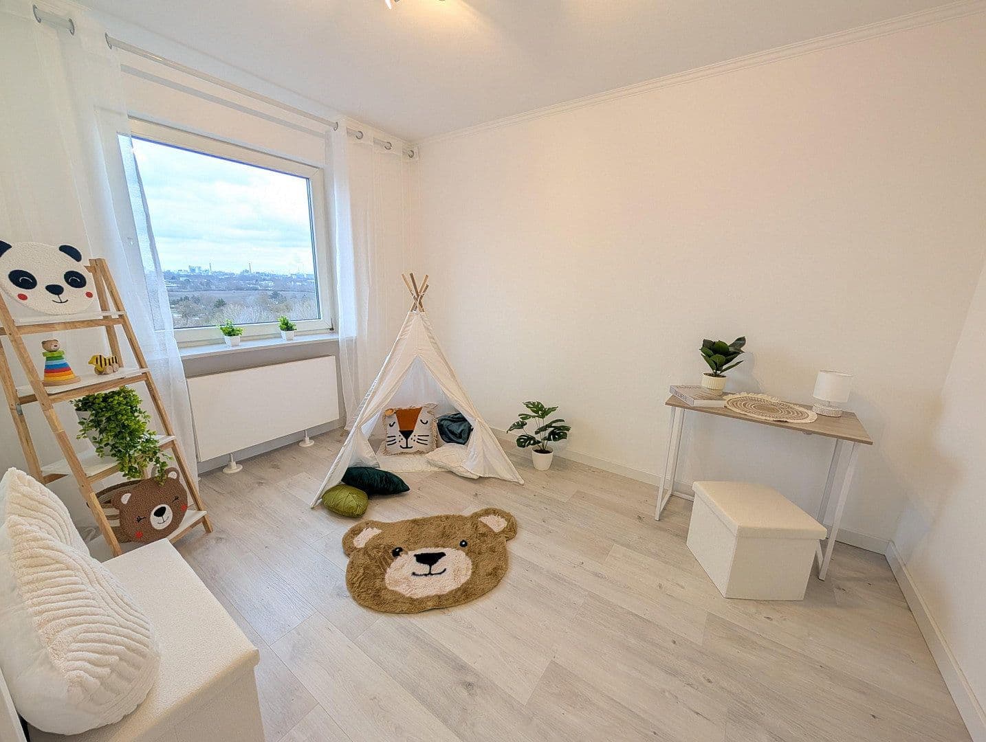 Prodej bytu 3+1 80 m², Karlsbader Straße 7, Ludwigshafen am Rhein, Porýní-Falc Prodej bytu 3+1 80 m², Karlsbader Straße 7, Ludwigshafen am Rhein, Porýní-Falc