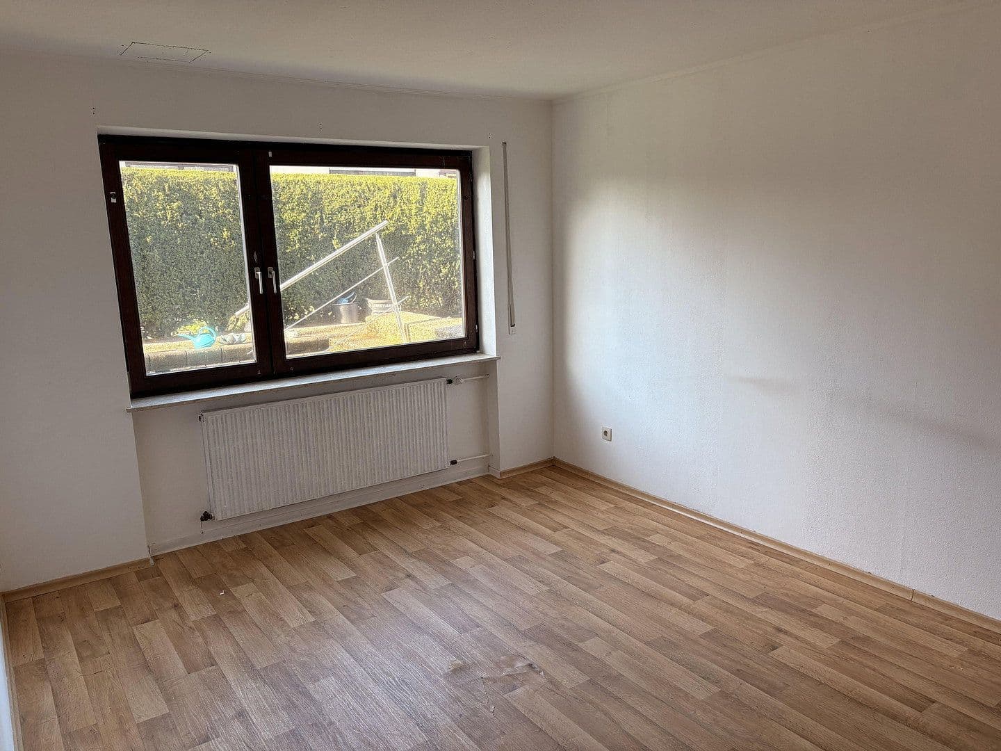 Prodej domu 165 m², pozemek 800 m², Friedrich-Ebert-Str. 40, Schiffweiler, Země Sársko Prodej domu 165 m², pozemek 800 m², Friedrich-Ebert-Str. 40, Schiffweiler, Země Sársko
