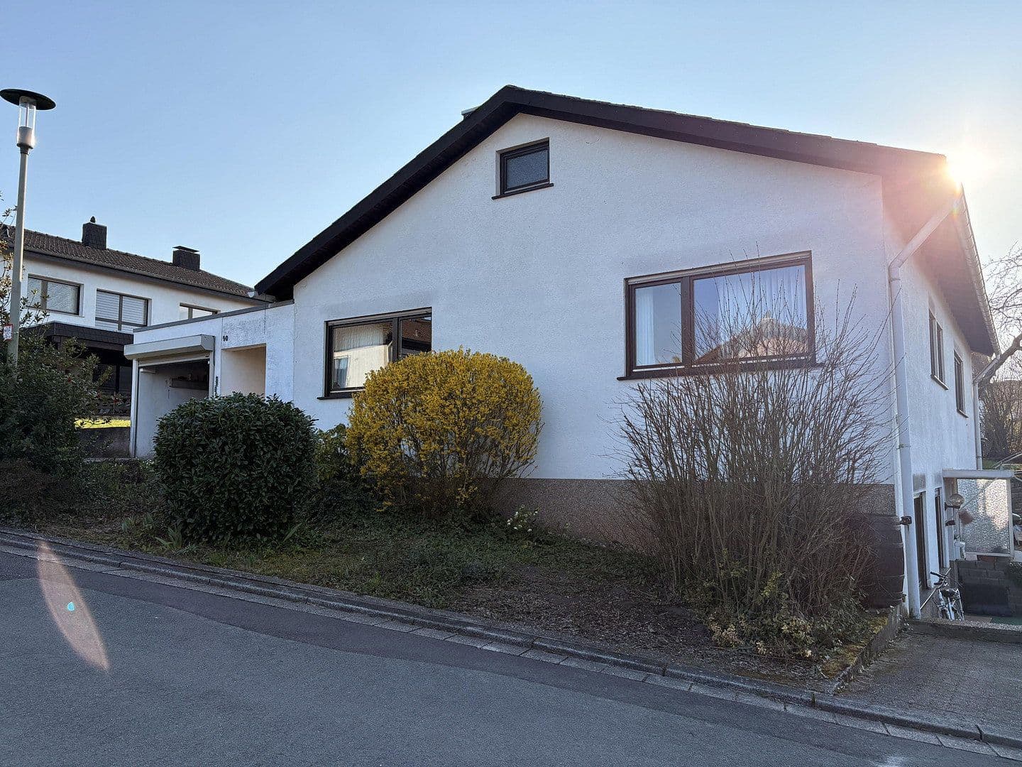 Prodej domu 165 m², pozemek 800 m², Friedrich-Ebert-Str. 40, Schiffweiler, Země Sársko Prodej domu 165 m², pozemek 800 m², Friedrich-Ebert-Str. 40, Schiffweiler, Země Sársko