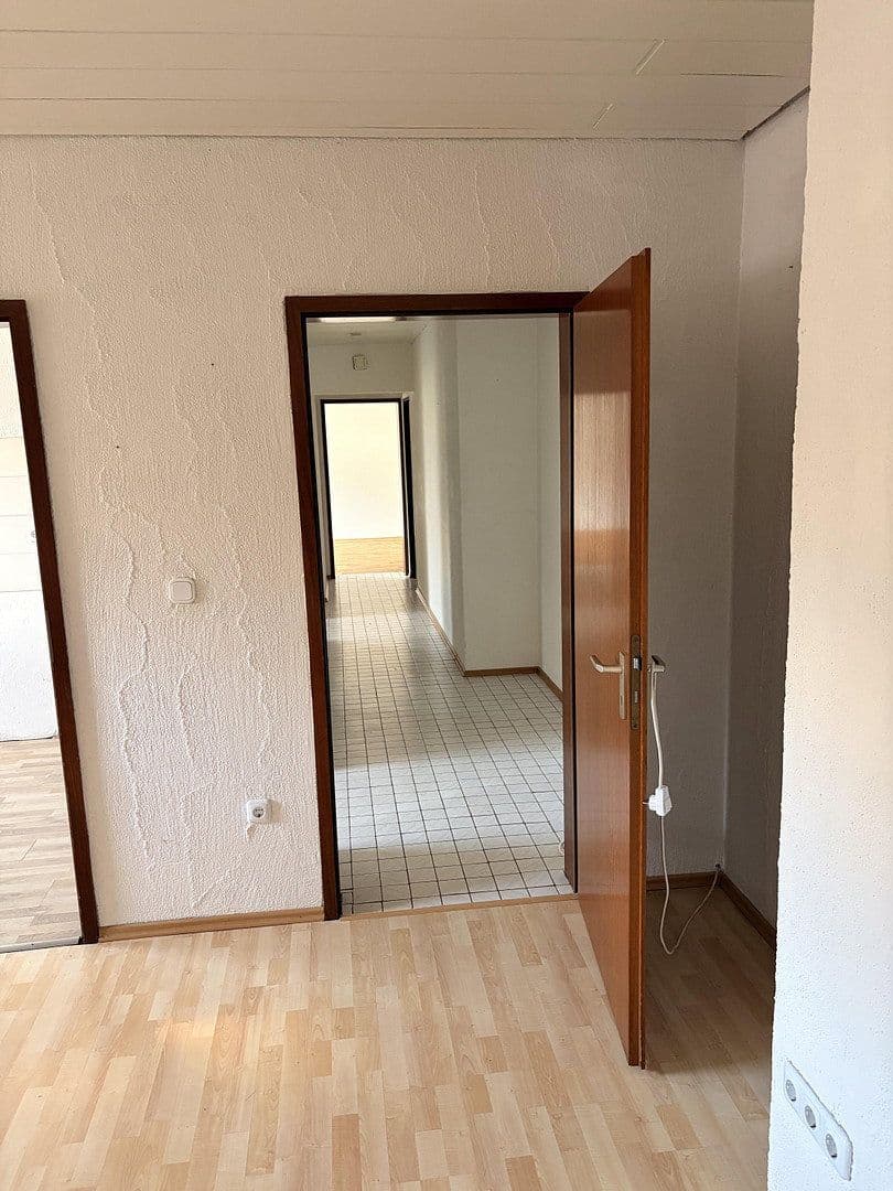 Prodej domu 165 m², pozemek 800 m², Friedrich-Ebert-Str. 40, Schiffweiler, Země Sársko Prodej domu 165 m², pozemek 800 m², Friedrich-Ebert-Str. 40, Schiffweiler, Země Sársko