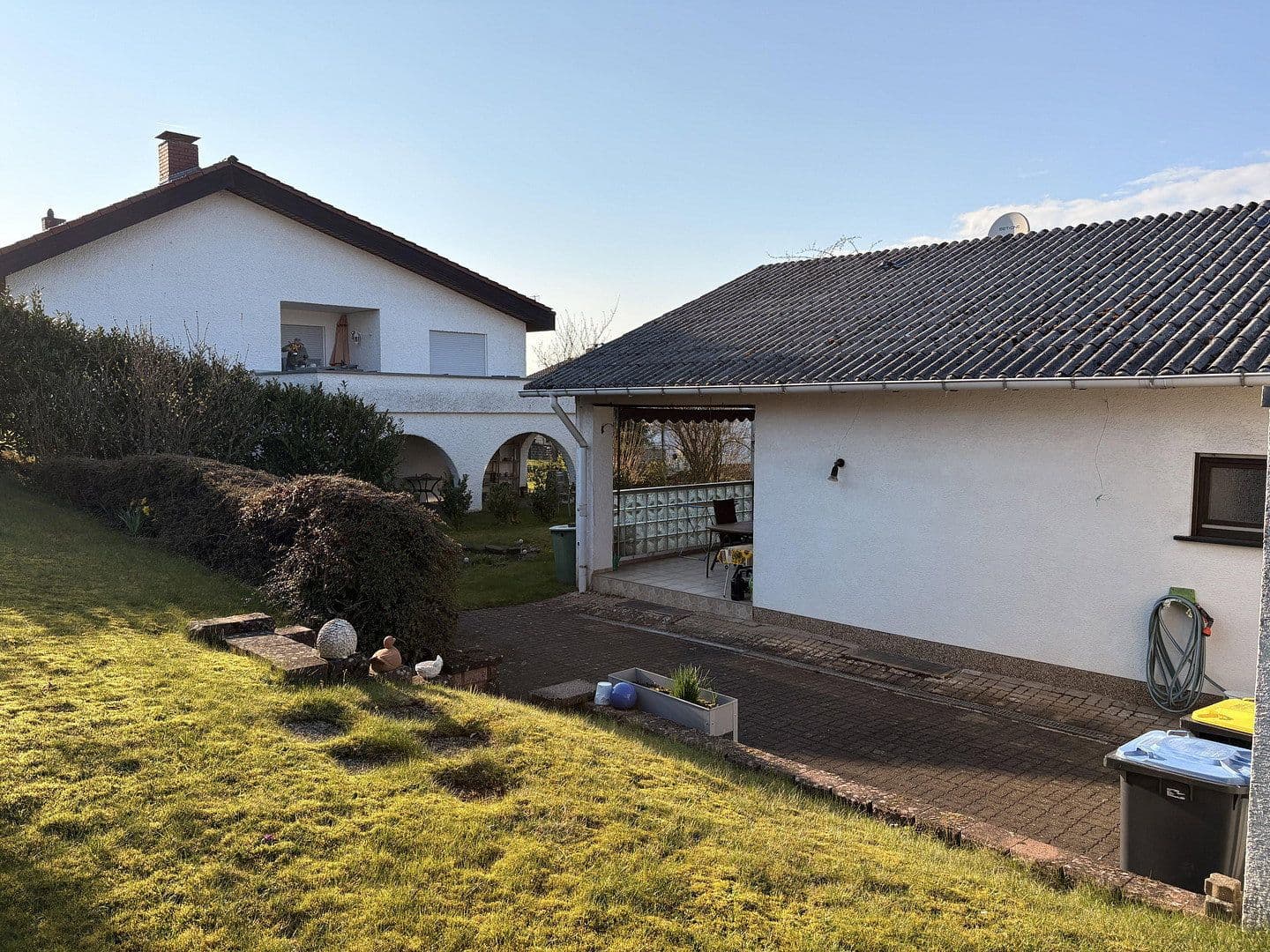 Prodej domu 165 m², pozemek 800 m², Friedrich-Ebert-Str. 40, Schiffweiler, Země Sársko Prodej domu 165 m², pozemek 800 m², Friedrich-Ebert-Str. 40, Schiffweiler, Země Sársko