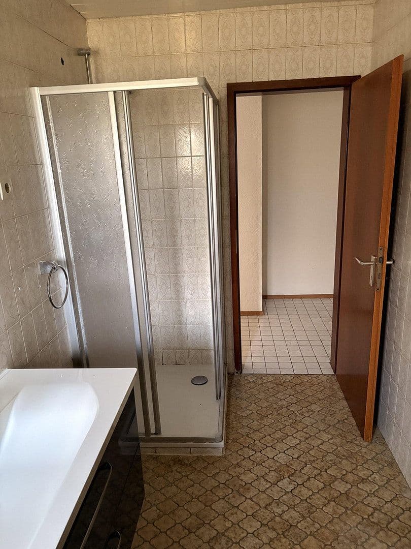 Prodej domu 165 m², pozemek 800 m², Friedrich-Ebert-Str. 40, Schiffweiler, Země Sársko Prodej domu 165 m², pozemek 800 m², Friedrich-Ebert-Str. 40, Schiffweiler, Země Sársko