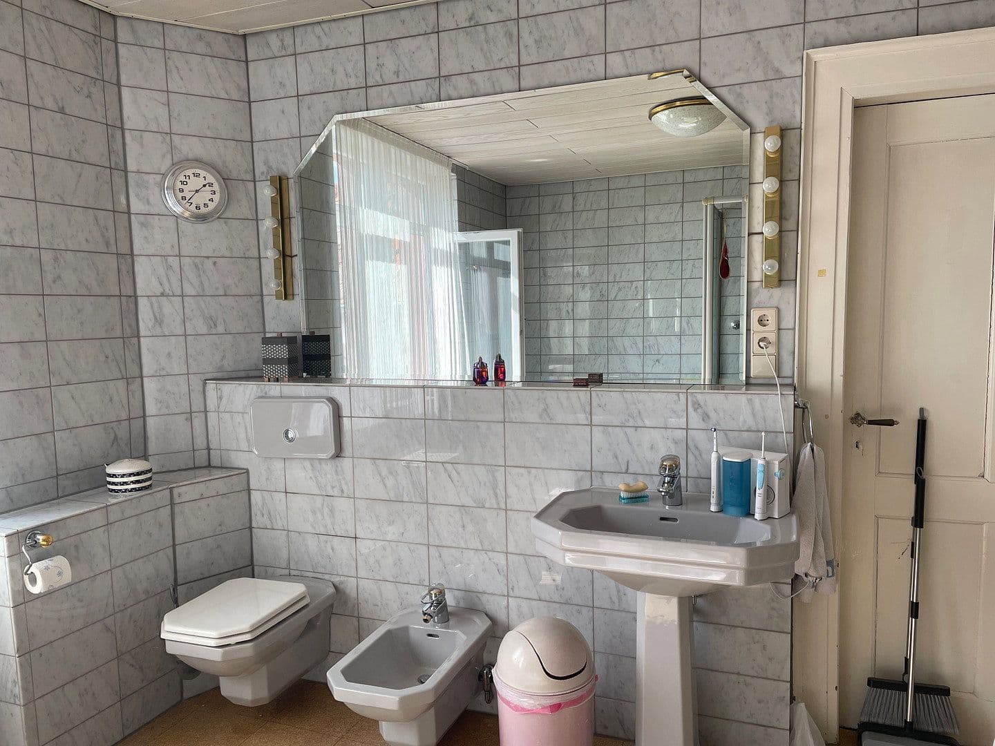 Prodej domu 214 m², pozemek 5.755 m², Gersheim, Země Sársko Prodej domu 214 m², pozemek 5.755 m², Gersheim, Země Sársko