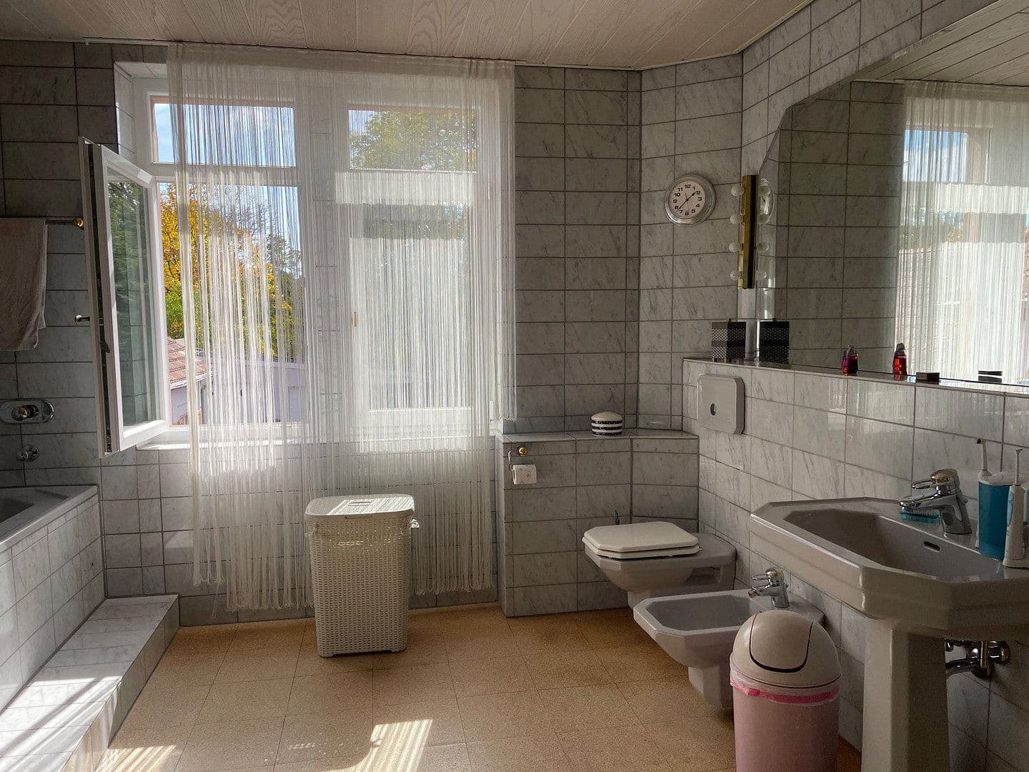 Prodej domu 214 m², pozemek 5.755 m², Gersheim, Země Sársko Prodej domu 214 m², pozemek 5.755 m², Gersheim, Země Sársko