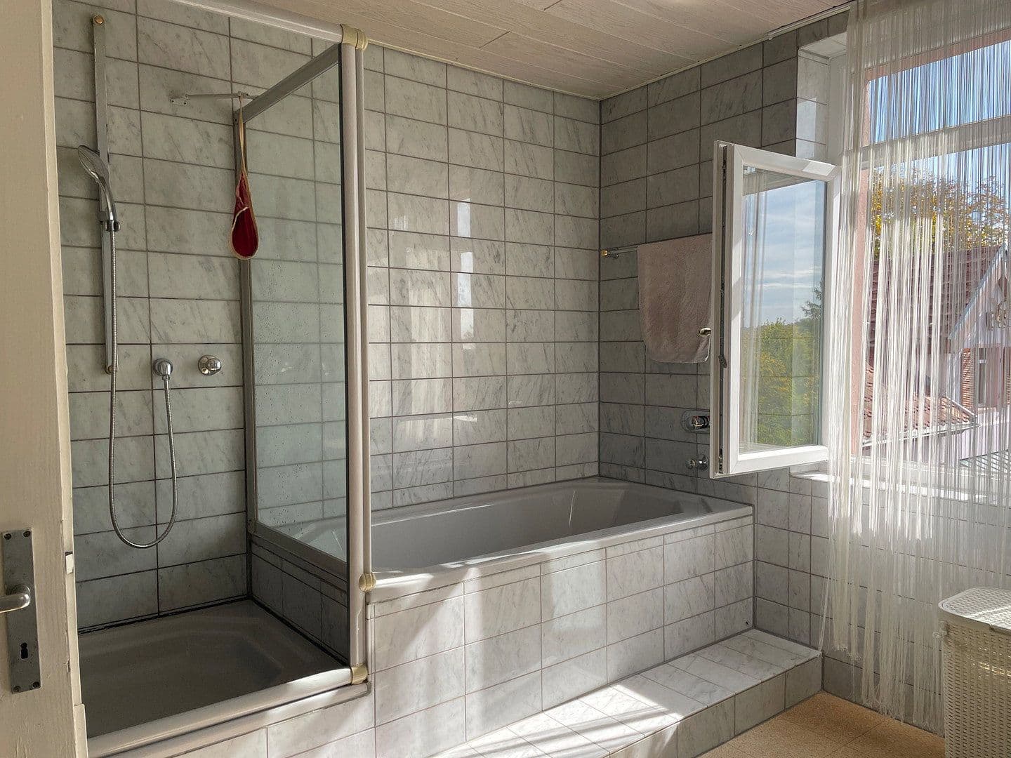 Prodej domu 214 m², pozemek 5.755 m², Gersheim, Země Sársko Prodej domu 214 m², pozemek 5.755 m², Gersheim, Země Sársko