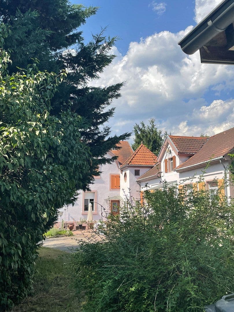 Prodej domu 214 m², pozemek 5.755 m², Gersheim, Země Sársko Prodej domu 214 m², pozemek 5.755 m², Gersheim, Země Sársko
