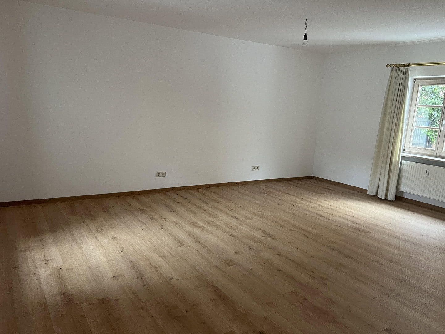 Prodej bytu 4+1 113 m², Edling, Bavorsko Prodej bytu 4+1 113 m², Edling, Bavorsko