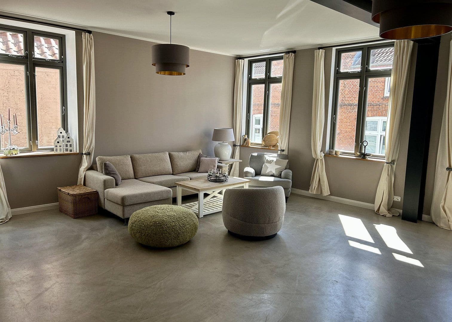 Prodej domu 270 m², pozemek 730 m², Meldorf, Šlesvicko-Holštýnsko Prodej domu 270 m², pozemek 730 m², Meldorf, Šlesvicko-Holštýnsko