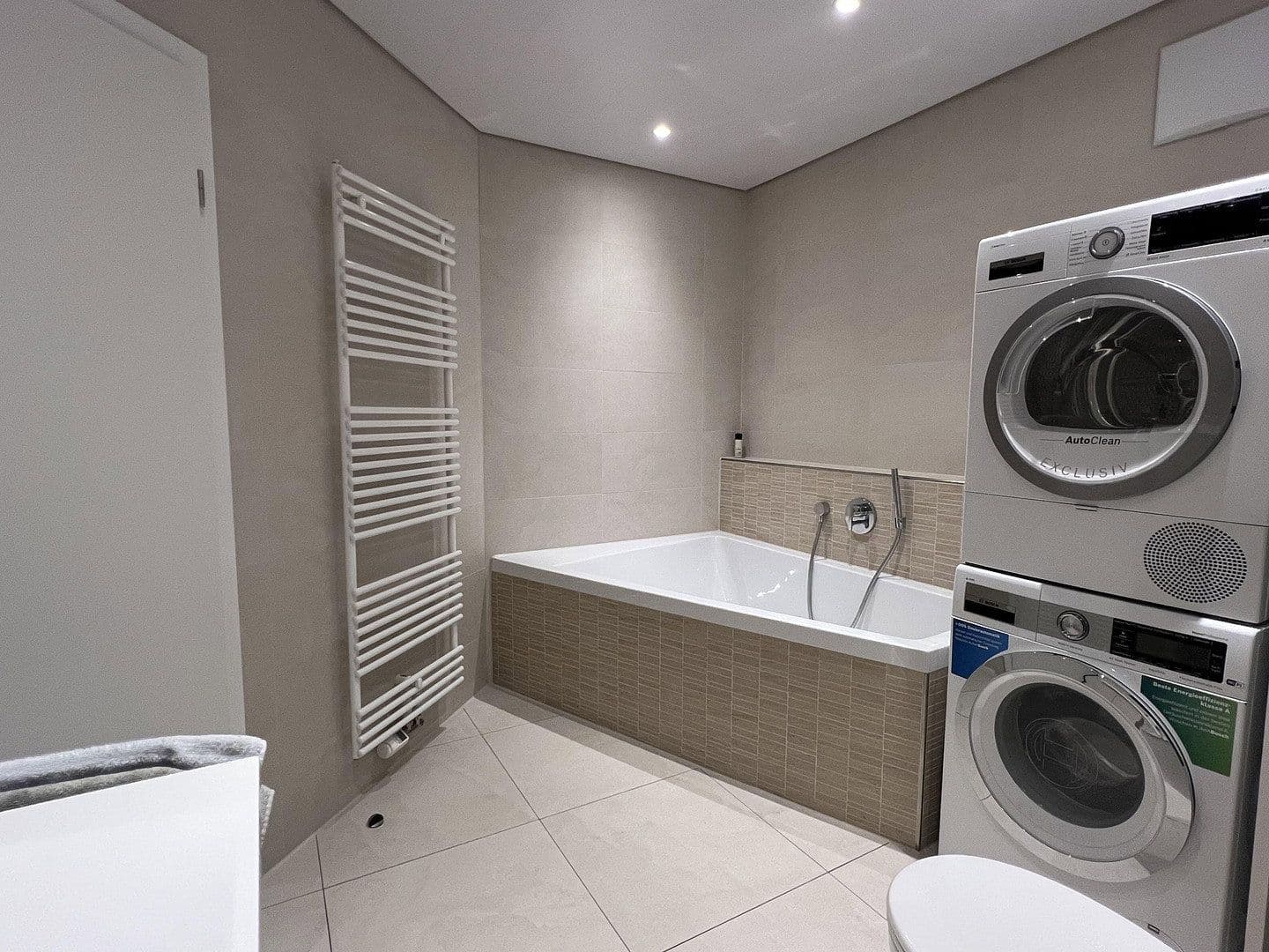 Prodej bytu 5+1 120 m², Winnenden, Bádensko-Württembersko Prodej bytu 5+1 120 m², Winnenden, Bádensko-Württembersko