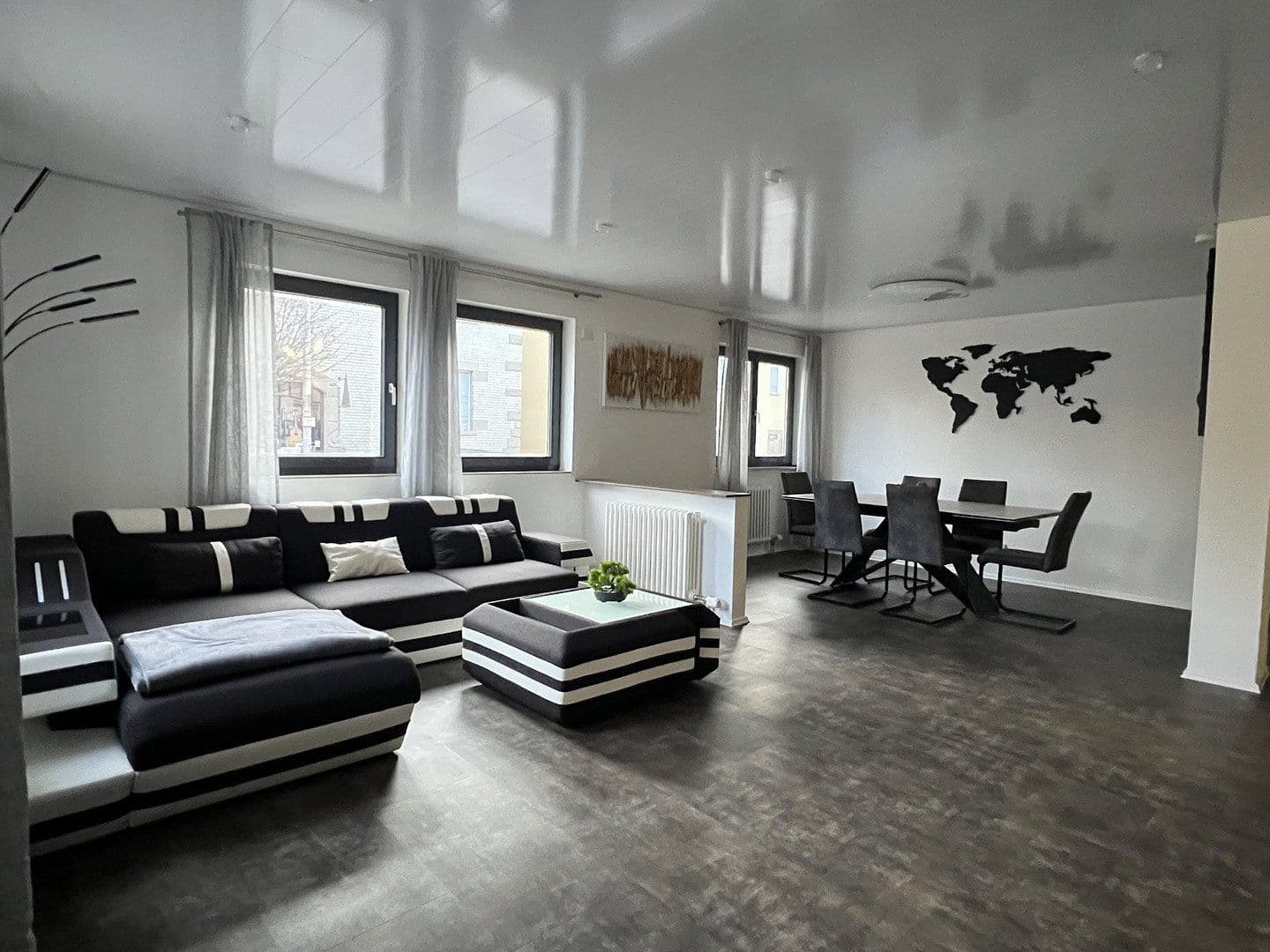 Prodej bytu 5+1 120 m², Winnenden, Bádensko-Württembersko Prodej bytu 5+1 120 m², Winnenden, Bádensko-Württembersko