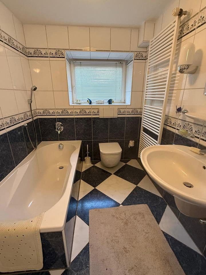 Prodej domu 130 m², pozemek 531 m², Emden, Dolní Sasko Prodej domu 130 m², pozemek 531 m², Emden, Dolní Sasko