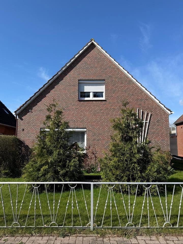 Prodej domu 130 m², pozemek 531 m², Emden, Dolní Sasko Prodej domu 130 m², pozemek 531 m², Emden, Dolní Sasko