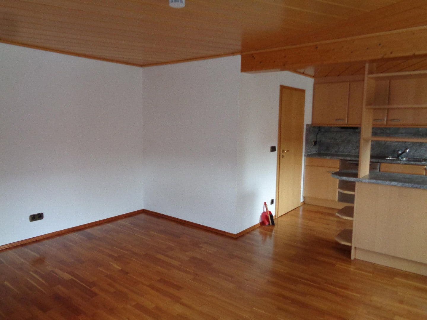 Pronájem bytu 3+kk 93 m², Sulz am Neckar, Bádensko-Württembersko Pronájem bytu 3+kk 93 m², Sulz am Neckar, Bádensko-Württembersko