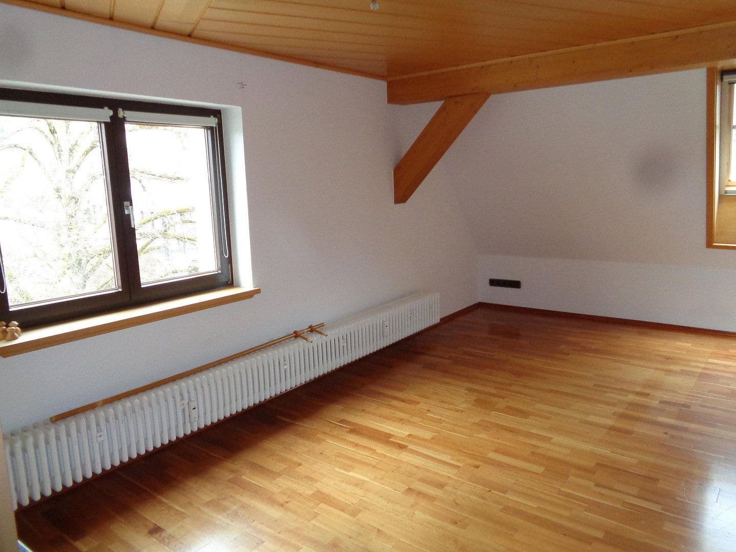 Pronájem bytu 3+kk 93 m², Sulz am Neckar, Bádensko-Württembersko Pronájem bytu 3+kk 93 m², Sulz am Neckar, Bádensko-Württembersko