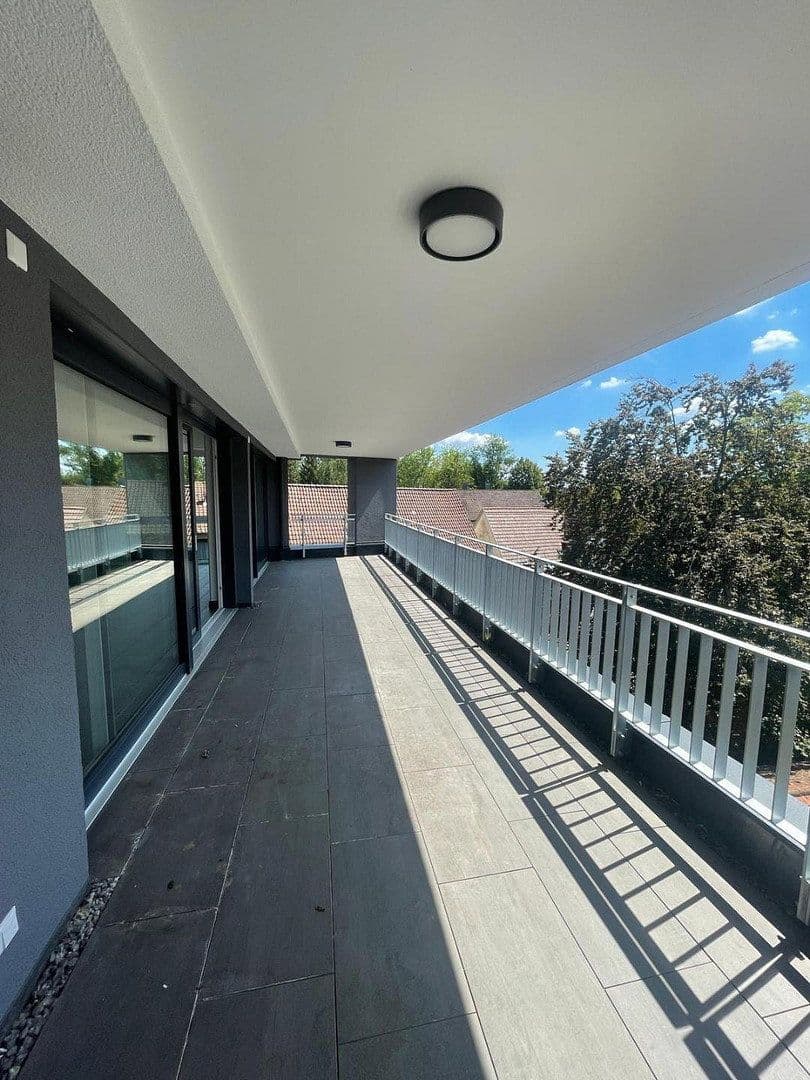 Pronájem bytu 4+1 122 m², Sindelfingen, Bádensko-Württembersko Pronájem bytu 4+1 122 m², Sindelfingen, Bádensko-Württembersko