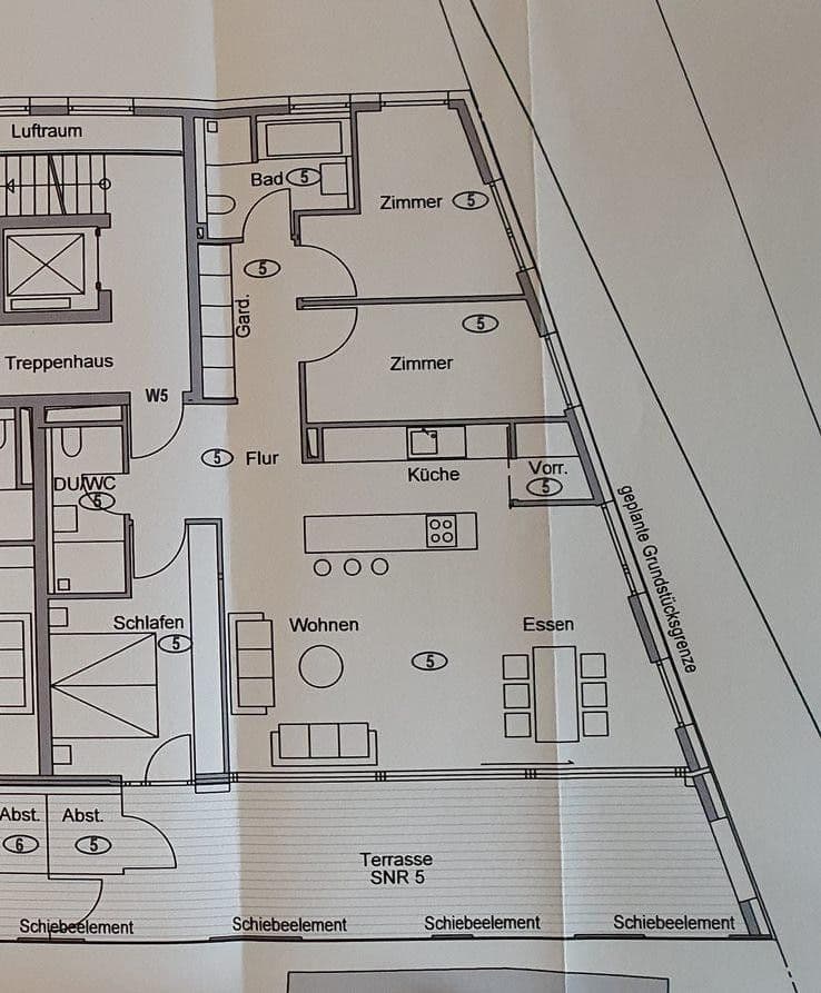 Pronájem bytu 4+1 122 m², Sindelfingen, Bádensko-Württembersko Pronájem bytu 4+1 122 m², Sindelfingen, Bádensko-Württembersko