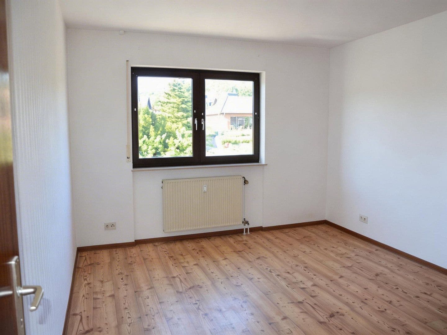 Pronájem bytu 3+1 123 m², Grävenwiesbach, Hessen Pronájem bytu 3+1 123 m², Grävenwiesbach, Hessen