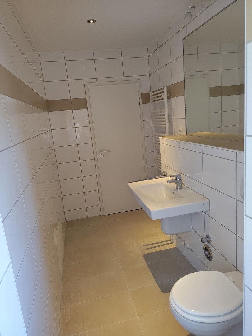 Prodej bytu 3+1 73 m², Niederfelder Weg 95, Koblenz, Porýní-Falc Prodej bytu 3+1 73 m², Niederfelder Weg 95, Koblenz, Porýní-Falc