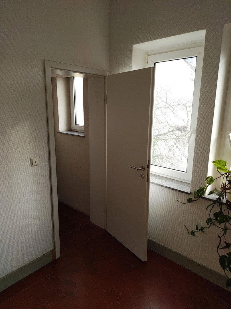 Prodej bytu 3+1 73 m², Niederfelder Weg 95, Koblenz, Porýní-Falc Prodej bytu 3+1 73 m², Niederfelder Weg 95, Koblenz, Porýní-Falc