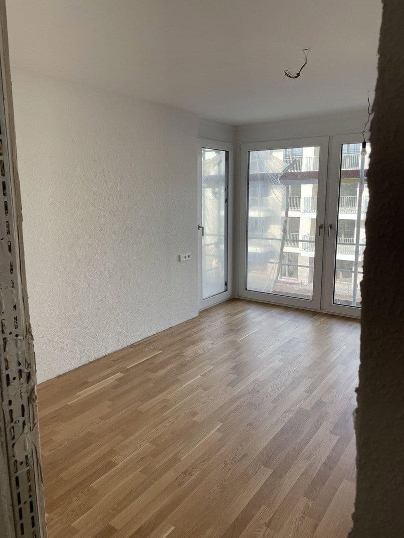 Pronájem bytu 4+1 102 m², Esslingen am Neckar, Bádensko-Württembersko Pronájem bytu 4+1 102 m², Esslingen am Neckar, Bádensko-Württembersko