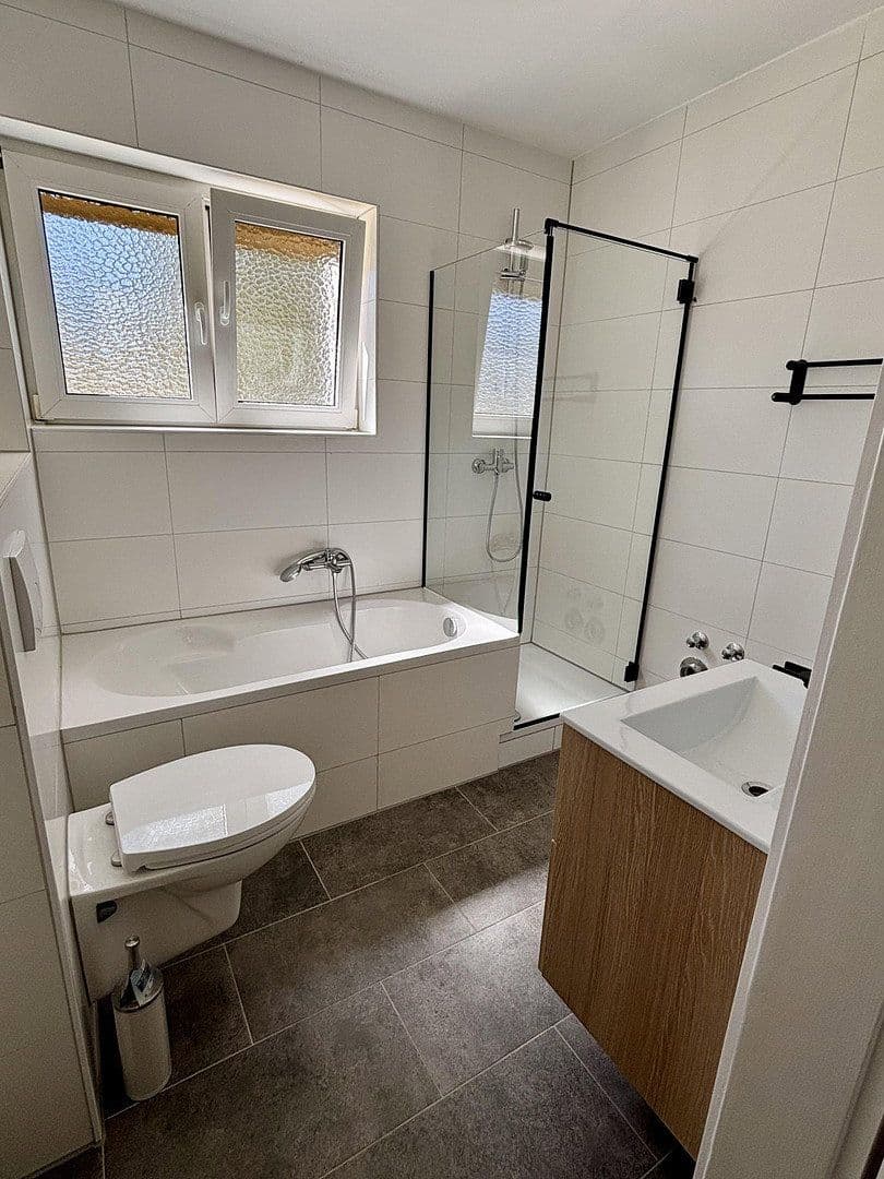 Pronájem bytu 3+kk 130 m², Königstein im Taunus, Hessen Pronájem bytu 3+kk 130 m², Königstein im Taunus, Hessen