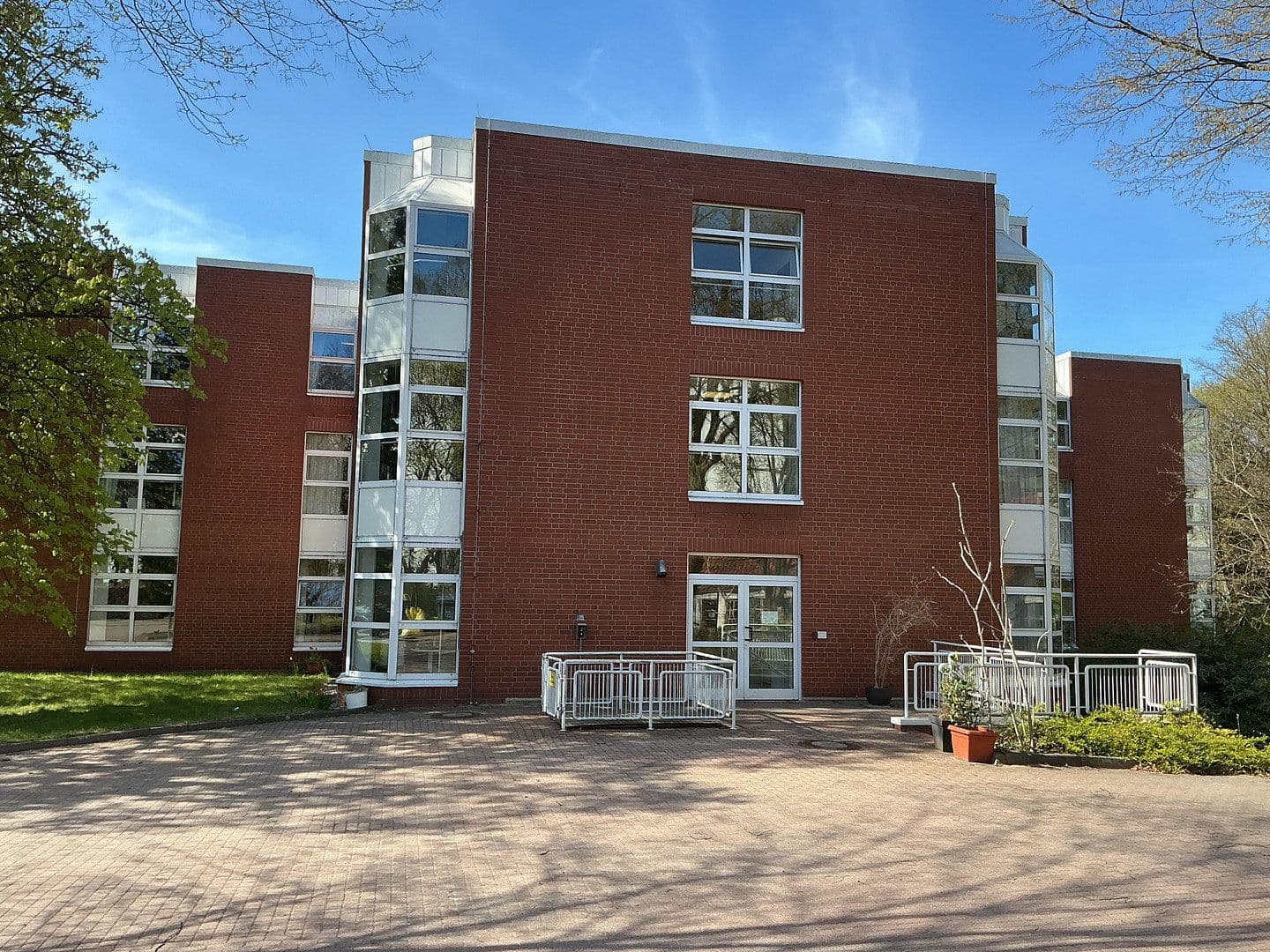 Prodej domu 2.600 m², pozemek 6.557 m², Hamburg, Hamburg Prodej domu 2.600 m², pozemek 6.557 m², Hamburg, Hamburg