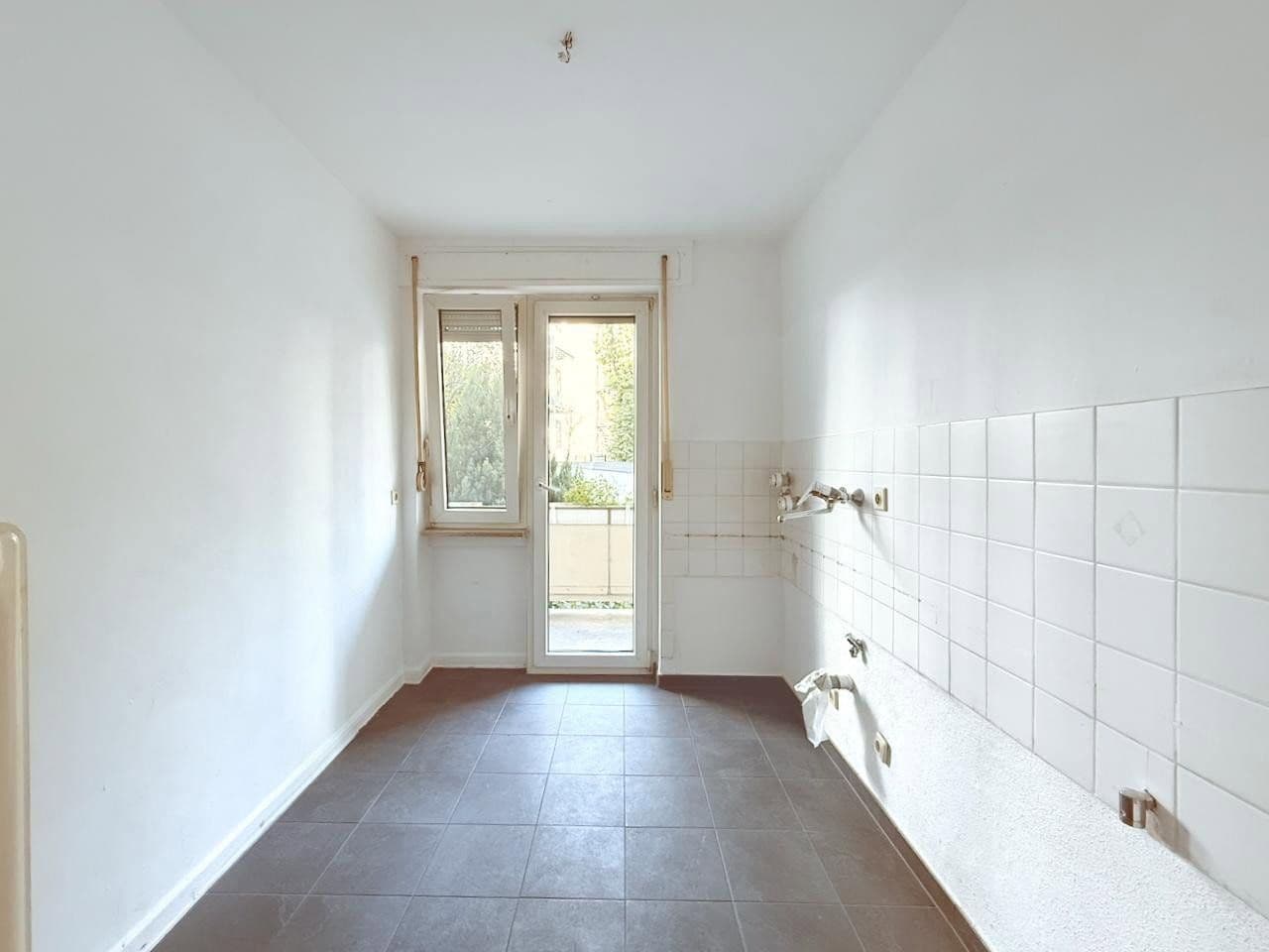 Prodej bytu 2+1 57 m², Beethovenstraße 64, Frankfurt am Main, Hessen Prodej bytu 2+1 57 m², Beethovenstraße 64, Frankfurt am Main, Hessen