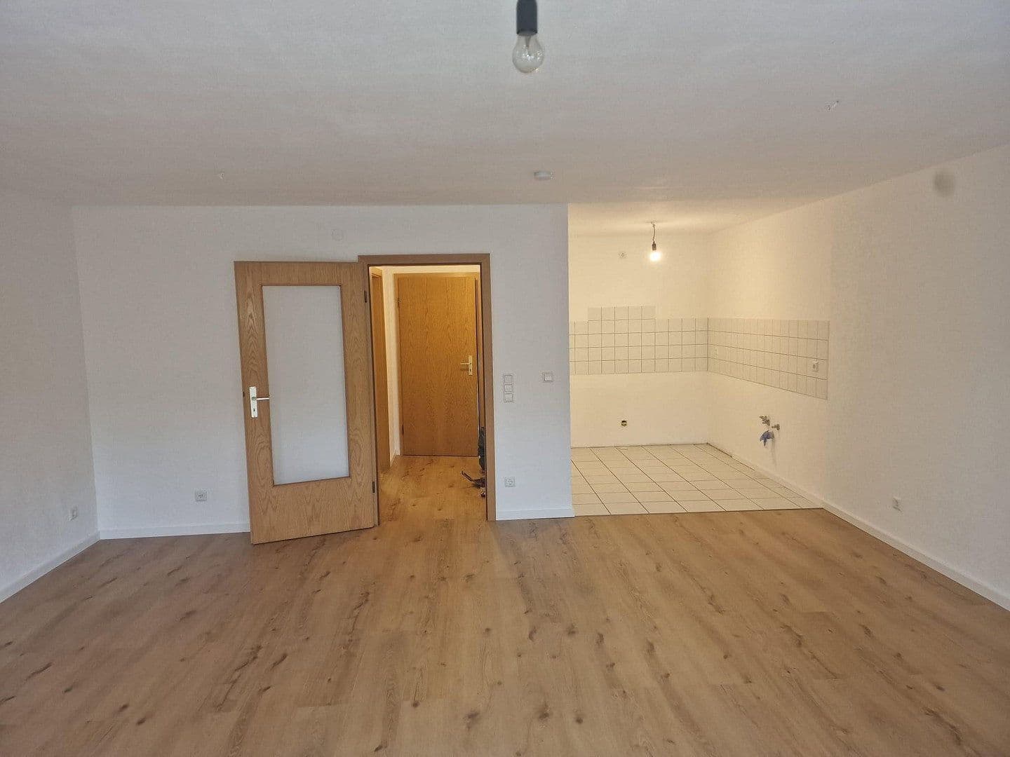 Pronájem bytu 1+kk 45 m², Waldackerstraße 10, Schwaigern, Bádensko-Württembersko Pronájem bytu 1+kk 45 m², Waldackerstraße 10, Schwaigern, Bádensko-Württembersko