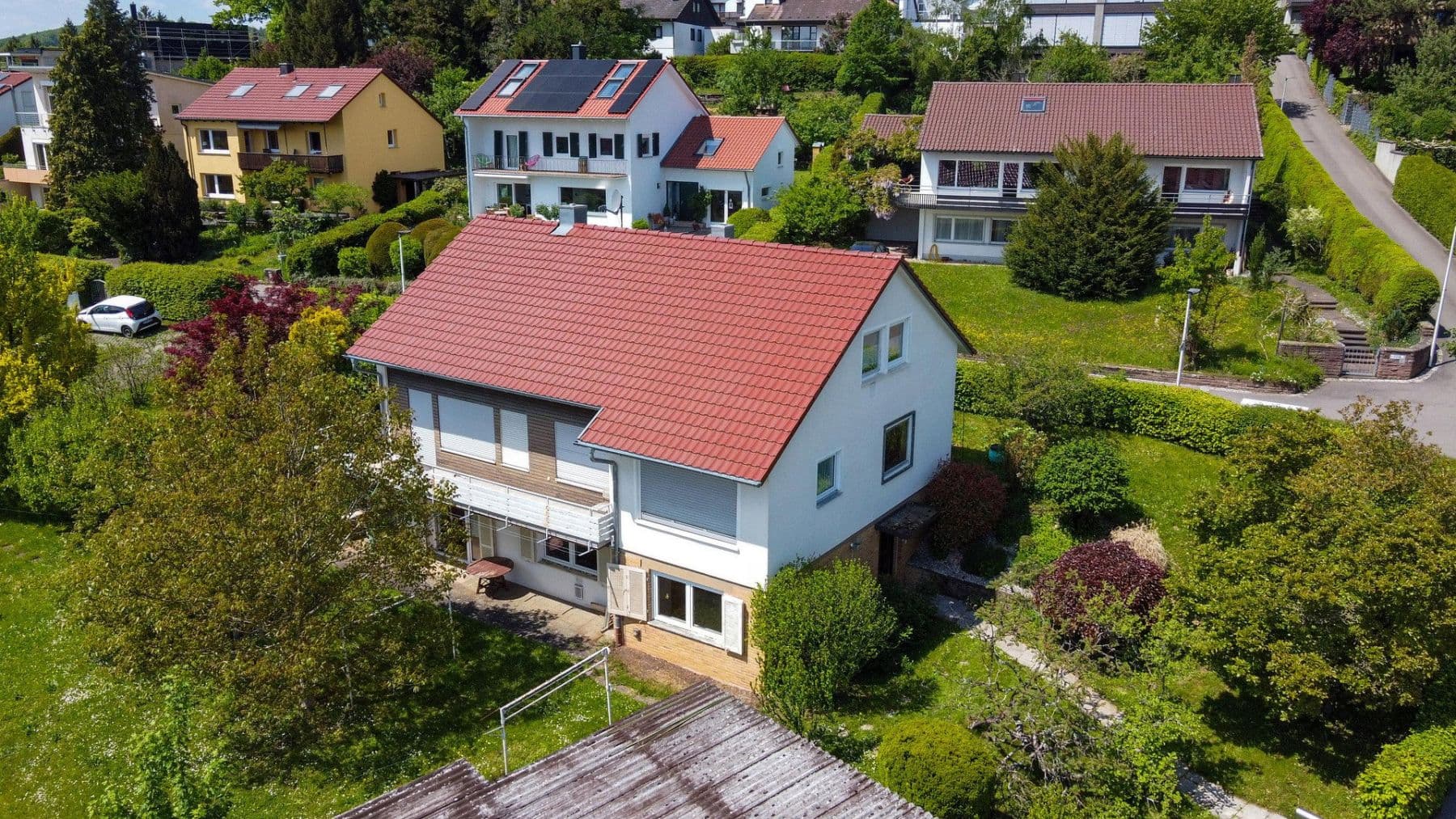 Prodej domu 180 m², pozemek 630 m², Nürtingen, Bádensko-Württembersko Prodej domu 180 m², pozemek 630 m², Nürtingen, Bádensko-Württembersko