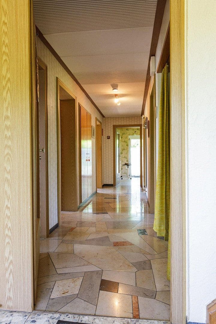 Prodej domu 180 m², pozemek 630 m², Nürtingen, Bádensko-Württembersko Prodej domu 180 m², pozemek 630 m², Nürtingen, Bádensko-Württembersko