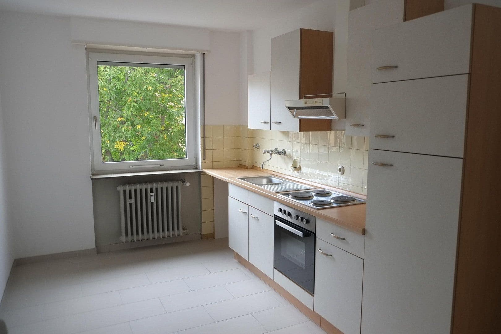 Pronájem bytu 2+1 57 m², Mannheim, Bádensko-Württembersko Pronájem bytu 2+1 57 m², Mannheim, Bádensko-Württembersko