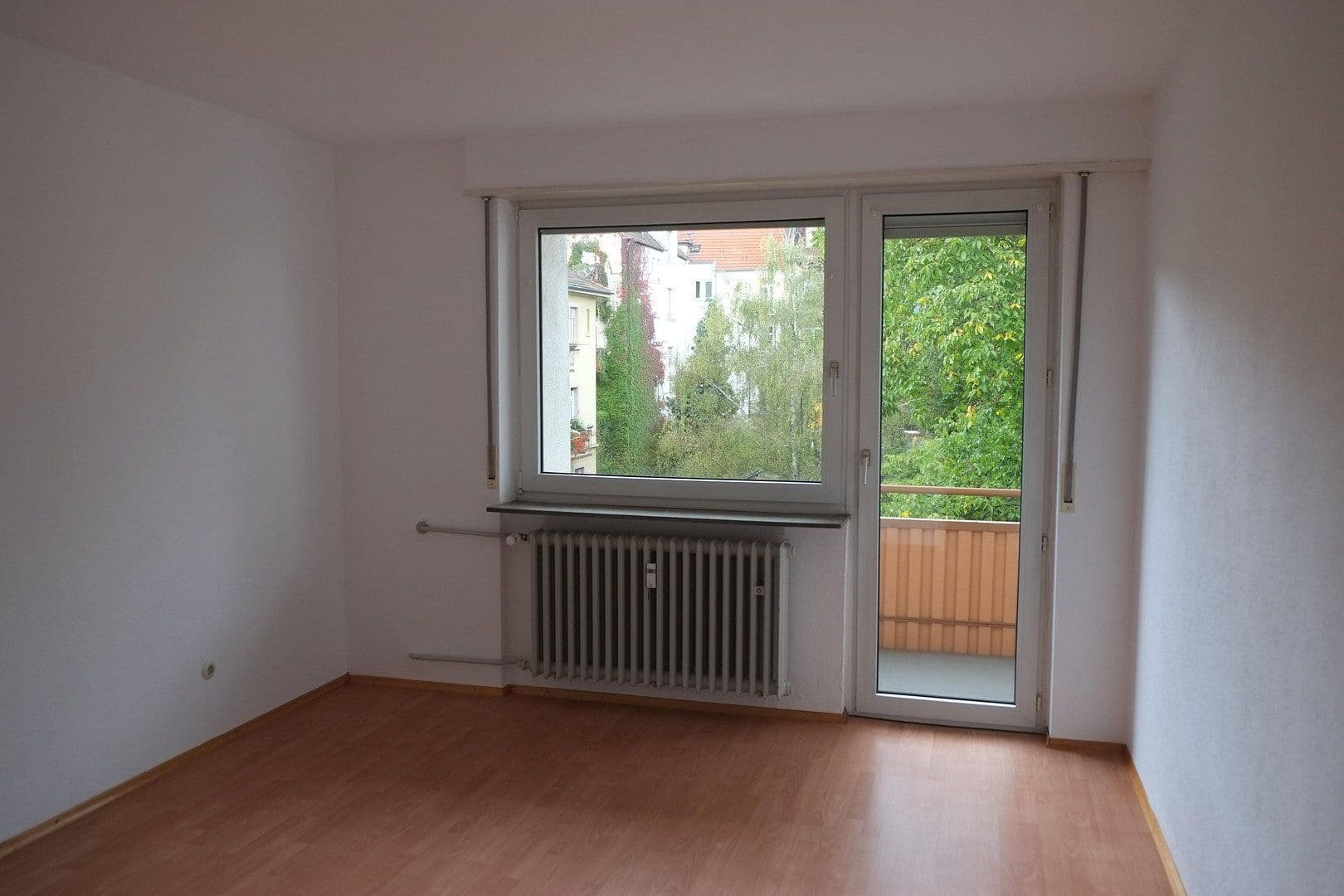 Pronájem bytu 2+1 57 m², Mannheim, Bádensko-Württembersko Pronájem bytu 2+1 57 m², Mannheim, Bádensko-Württembersko
