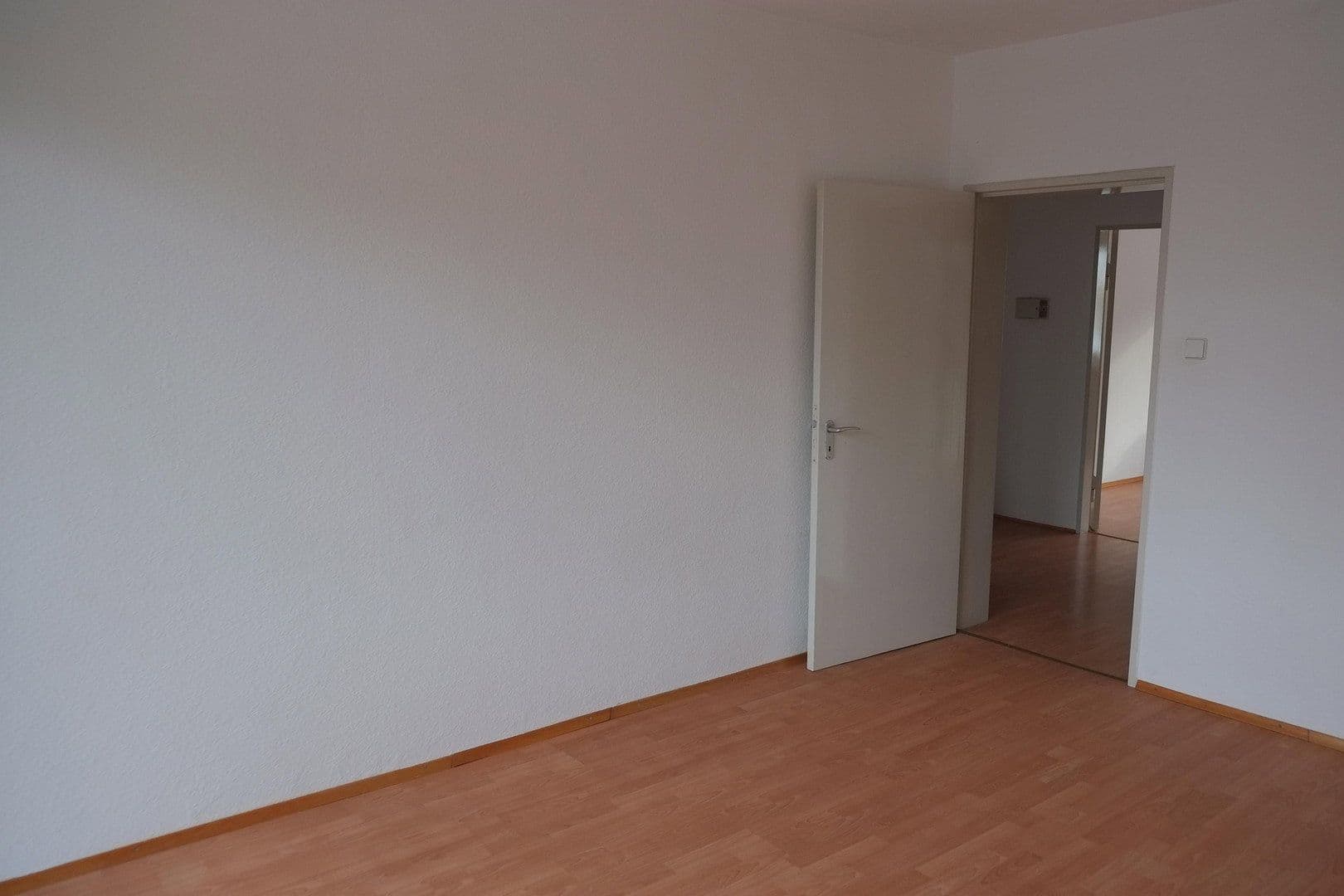Pronájem bytu 2+1 57 m², Mannheim, Bádensko-Württembersko Pronájem bytu 2+1 57 m², Mannheim, Bádensko-Württembersko