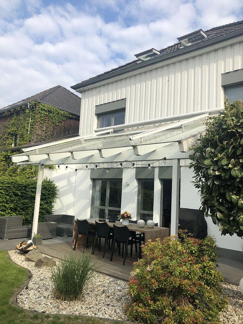 Prodej domu 151 m², pozemek 373 m², Bönen, Severní Porýní-Vestfálsko Prodej domu 151 m², pozemek 373 m², Bönen, Severní Porýní-Vestfálsko