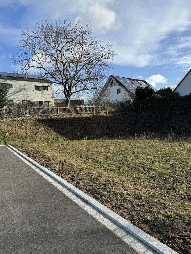 Prodej pozemku 542 m², Turnerweg 11, Roßtal, Bavorsko Prodej pozemku 542 m², Turnerweg 11, Roßtal, Bavorsko