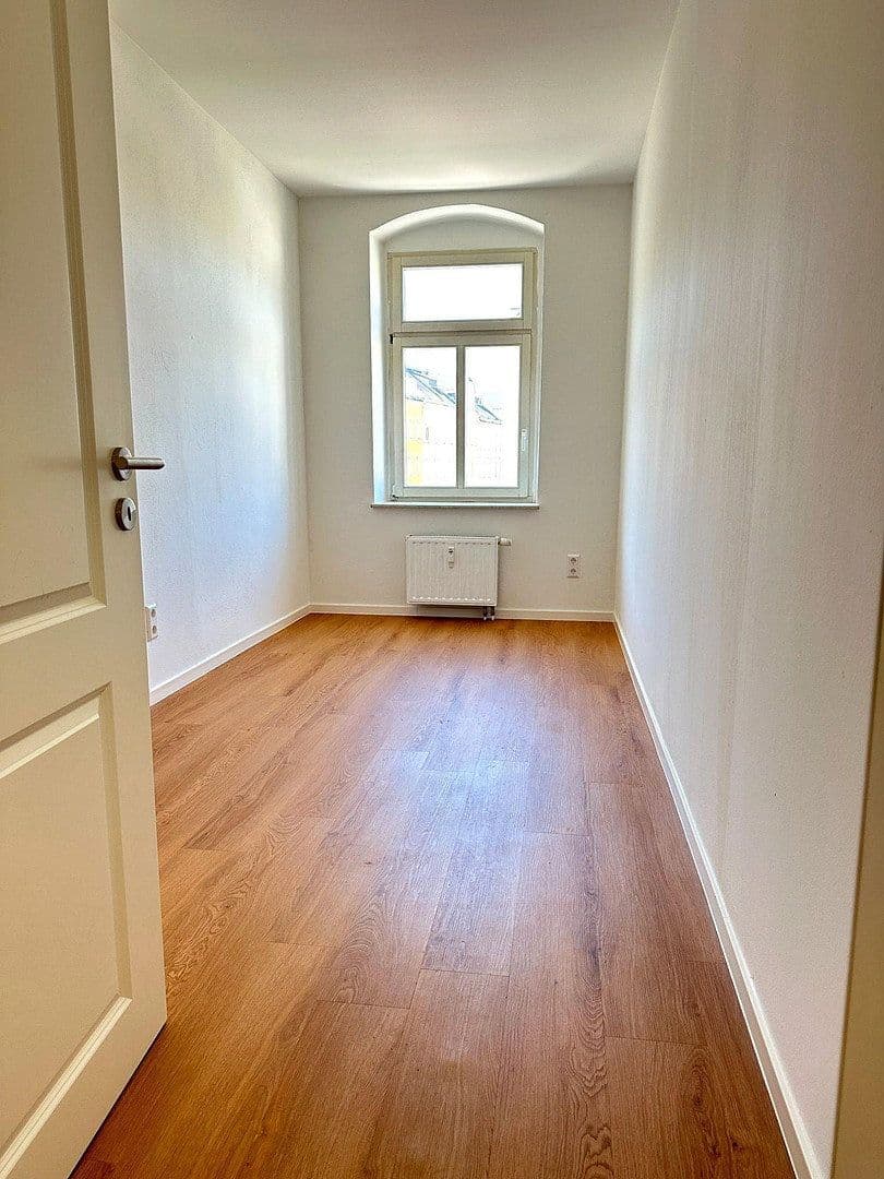 Pronájem bytu 3+kk 90 m², Fritz-Matschke-Str. 12, Chemnitz, Sasko Pronájem bytu 3+kk 90 m², Fritz-Matschke-Str. 12, Chemnitz, Sasko