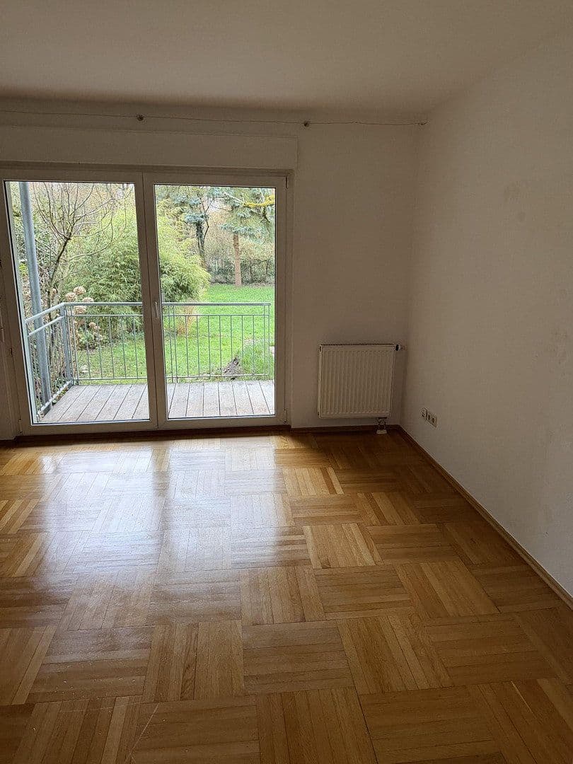 Pronájem bytu 3+1 80 m², Ettlingen, Bádensko-Württembersko Pronájem bytu 3+1 80 m², Ettlingen, Bádensko-Württembersko