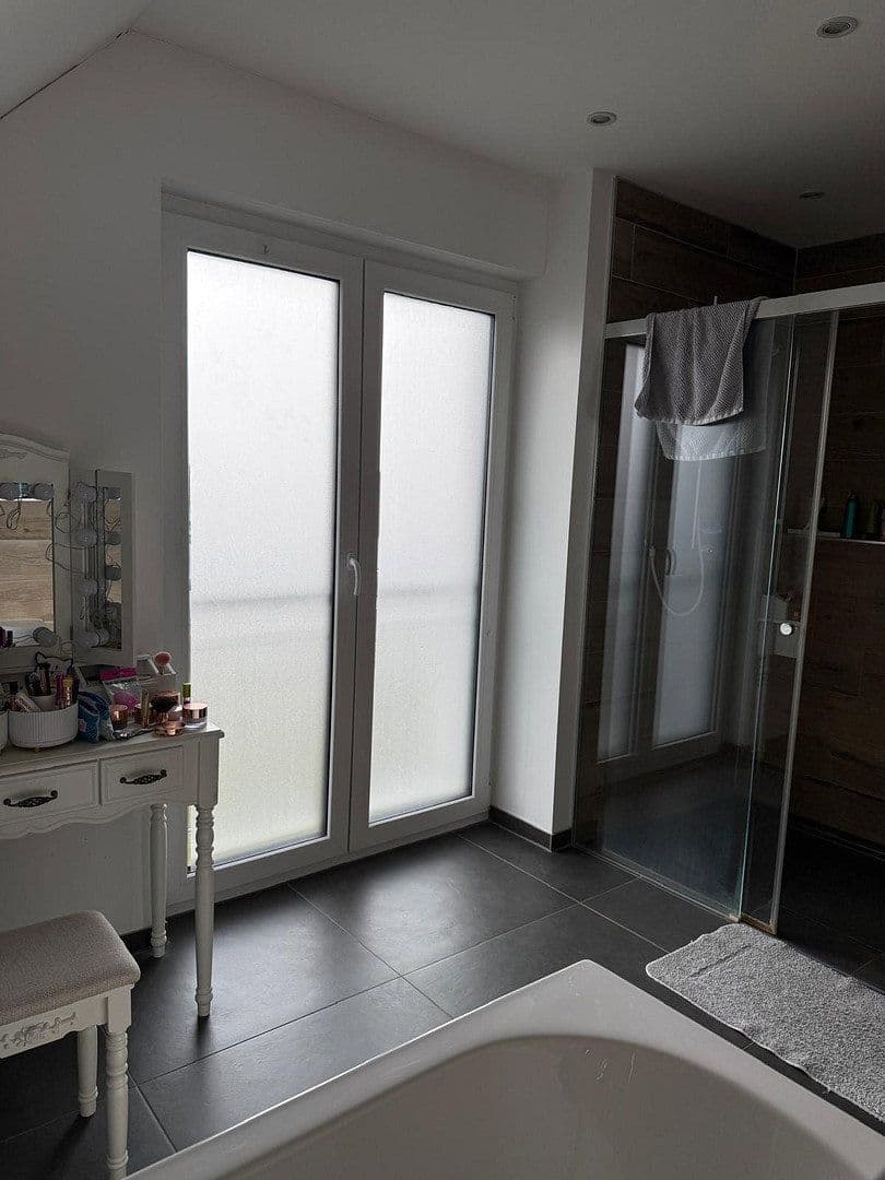 Prodej domu 176 m², pozemek 551 m², Neunkirchen am Brand, Bavorsko Prodej domu 176 m², pozemek 551 m², Neunkirchen am Brand, Bavorsko