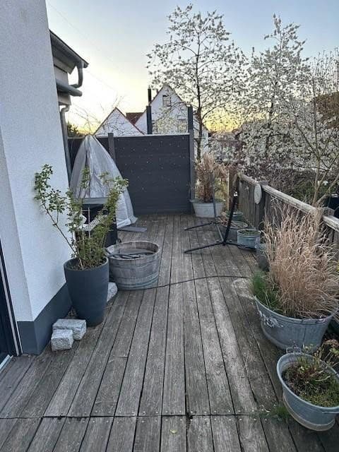 Prodej domu 176 m², pozemek 551 m², Neunkirchen am Brand, Bavorsko Prodej domu 176 m², pozemek 551 m², Neunkirchen am Brand, Bavorsko