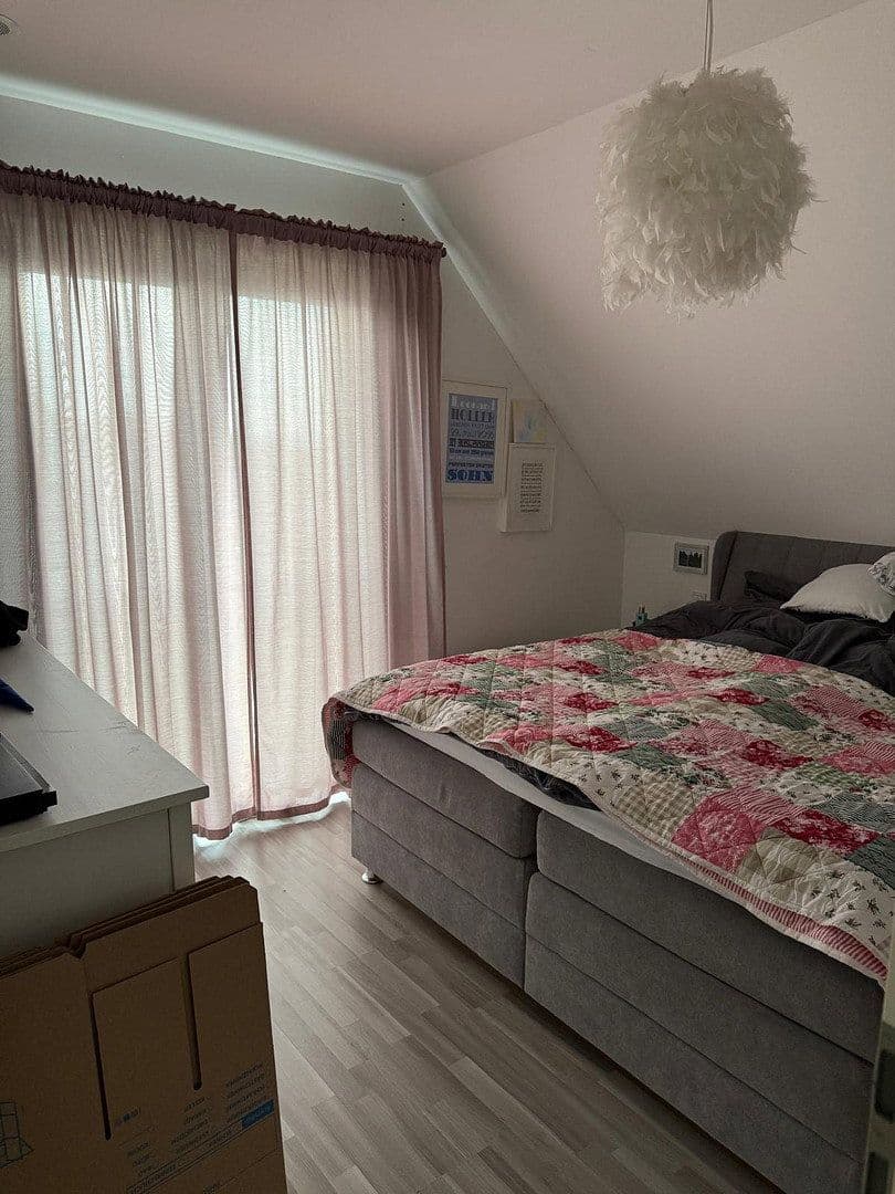 Prodej domu 176 m², pozemek 551 m², Neunkirchen am Brand, Bavorsko Prodej domu 176 m², pozemek 551 m², Neunkirchen am Brand, Bavorsko