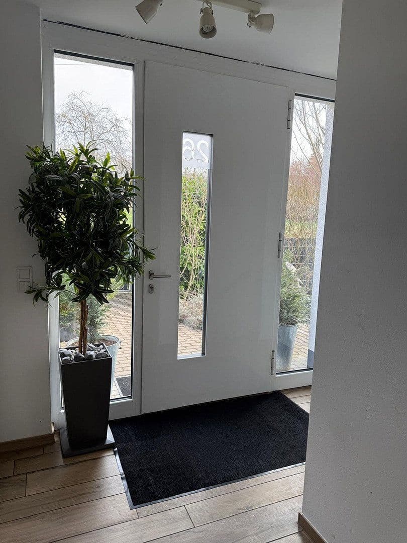 Prodej domu 176 m², pozemek 551 m², Neunkirchen am Brand, Bavorsko Prodej domu 176 m², pozemek 551 m², Neunkirchen am Brand, Bavorsko