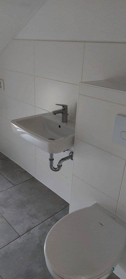 Pronájem bytu 3+1 79 m², Bergstraße 56, Apolda, Durynsko Pronájem bytu 3+1 79 m², Bergstraße 56, Apolda, Durynsko