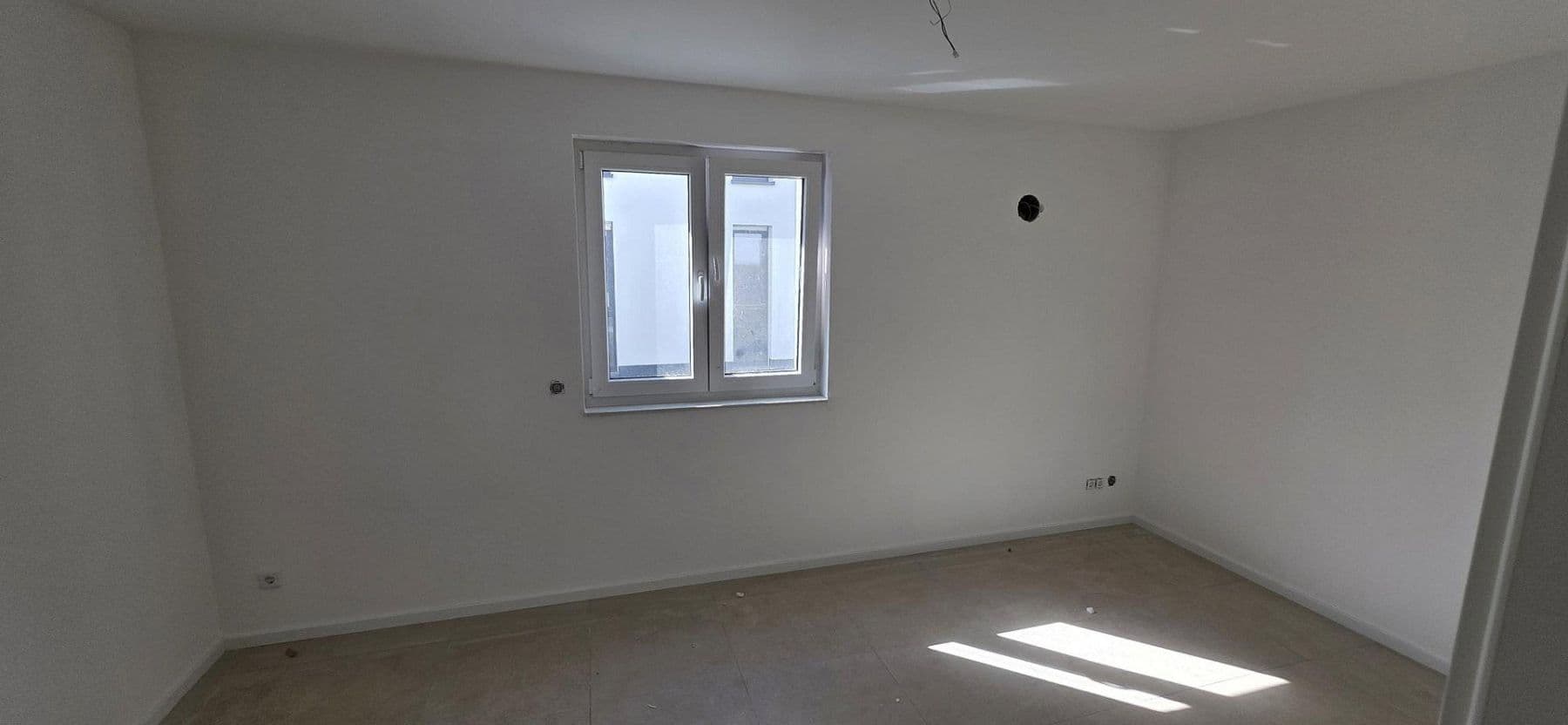 Pronájem bytu 3+1 79 m², Lotsenstr. 9, Solingen, Severní Porýní-Vestfálsko Pronájem bytu 3+1 79 m², Lotsenstr. 9, Solingen, Severní Porýní-Vestfálsko
