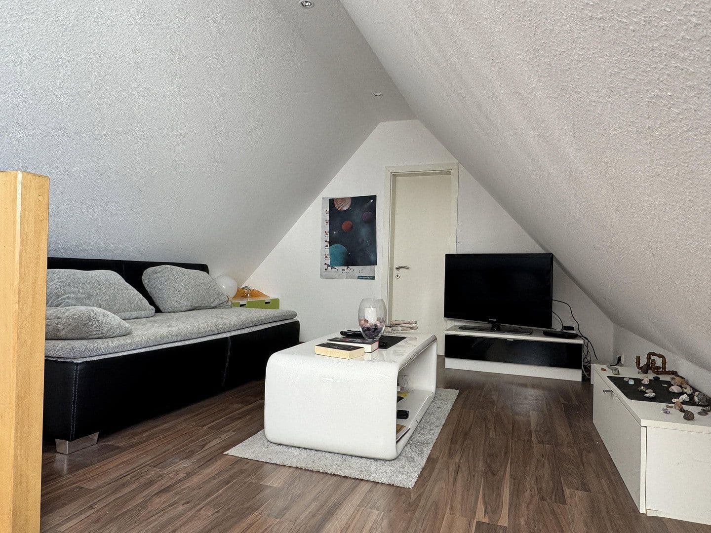 Prodej domu 198 m², pozemek 1.000 m², Hamburg, Hamburg Prodej domu 198 m², pozemek 1.000 m², Hamburg, Hamburg