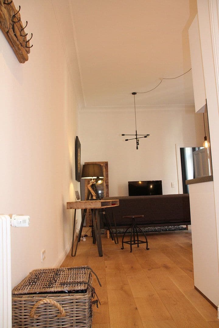 Pronájem bytu 2+1 53 m², Thomasiusstr. 8, Berlin, Berlín Pronájem bytu 2+1 53 m², Thomasiusstr. 8, Berlin, Berlín