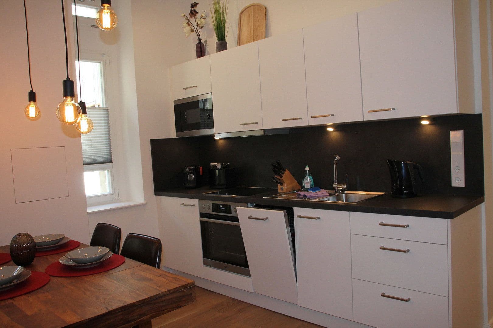 Pronájem bytu 2+1 53 m², Thomasiusstr. 8, Berlin, Berlín Pronájem bytu 2+1 53 m², Thomasiusstr. 8, Berlin, Berlín